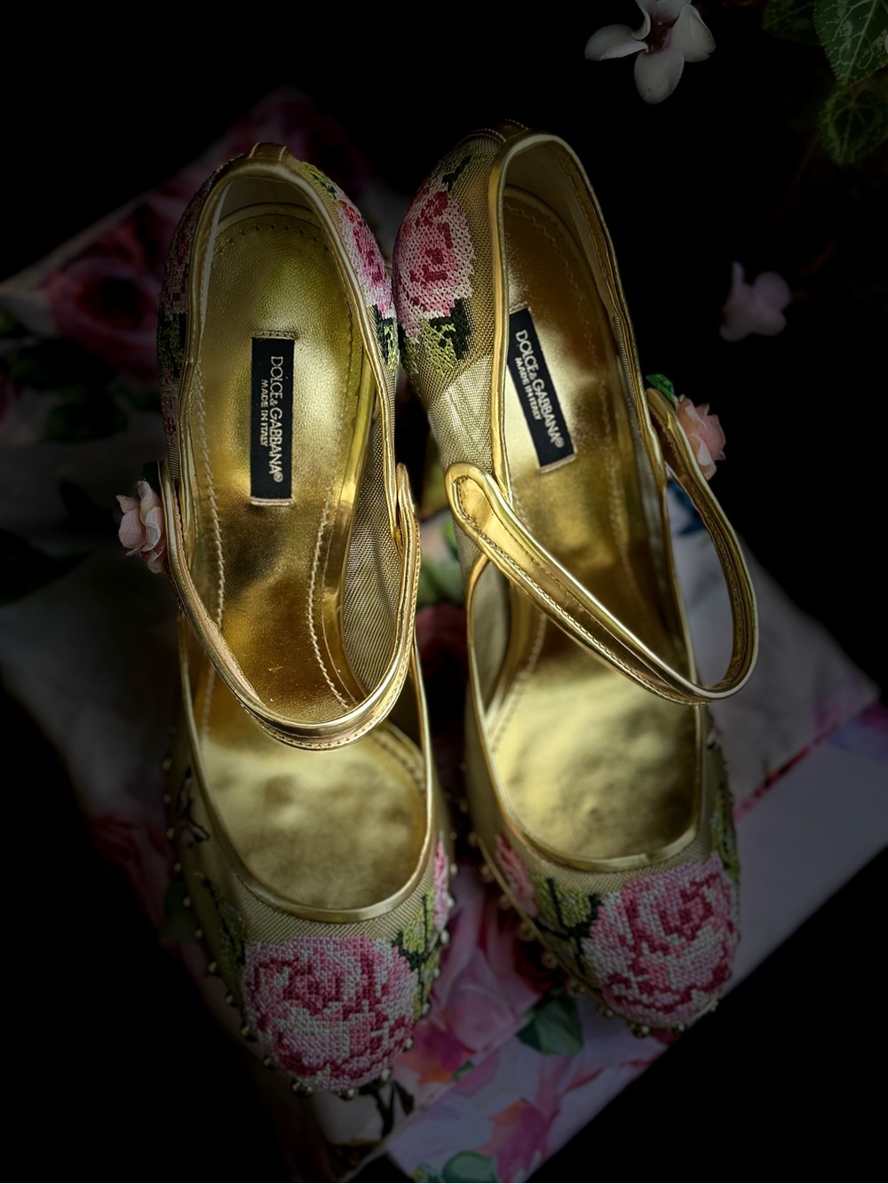 Dolce & Gabbana Gold Mesh & Leather Floral Studded Block Heel Mary Janes Size 40 - Picture 8 of 14